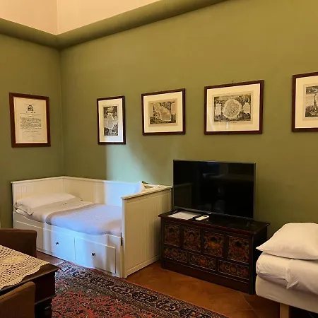 ア カーサ ディ パオラ スイート ラヴェンナ