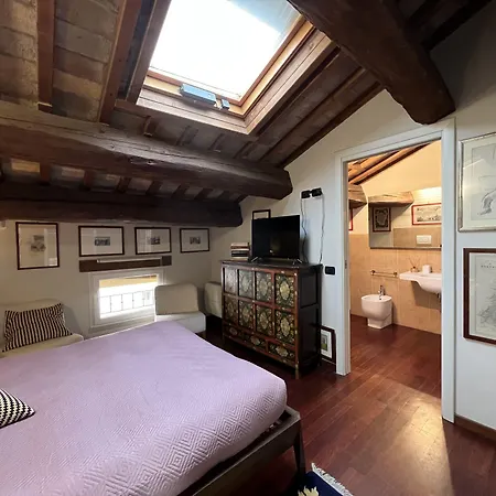 ベッド・アンド・ブレックファスト ア カーサ ディ パオラ スイート