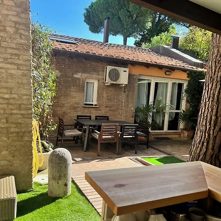 A Casa Di Paola Bed & Breakfast 4*
