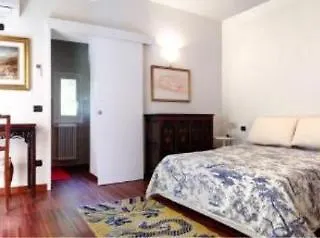 A Casa Di Paola Bed & Breakfast 4*